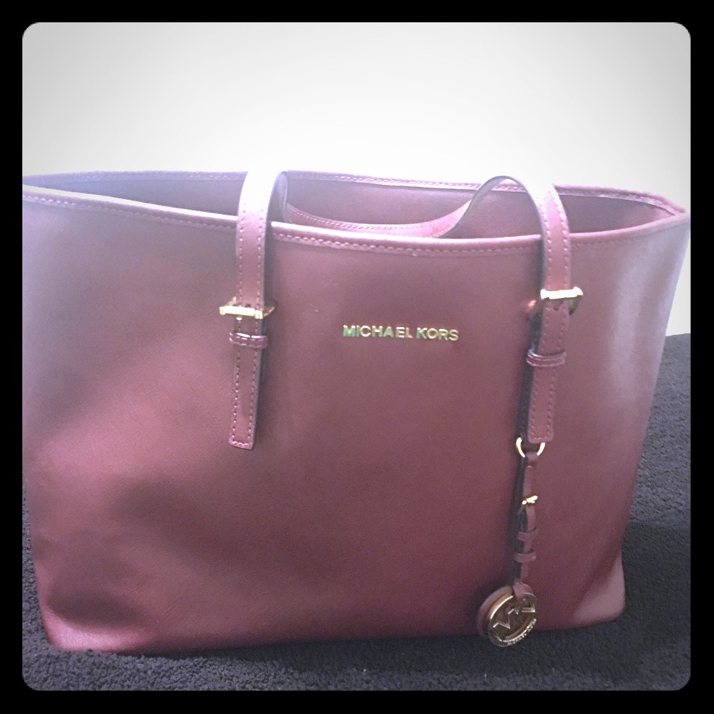 Micheal Kors Burgundy Leather Handbag
